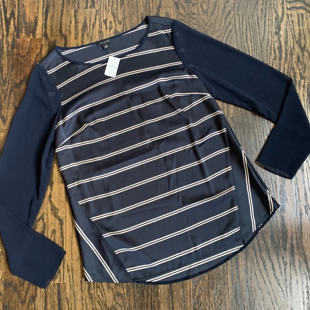 🆕 Ann Taylor Striped Top
